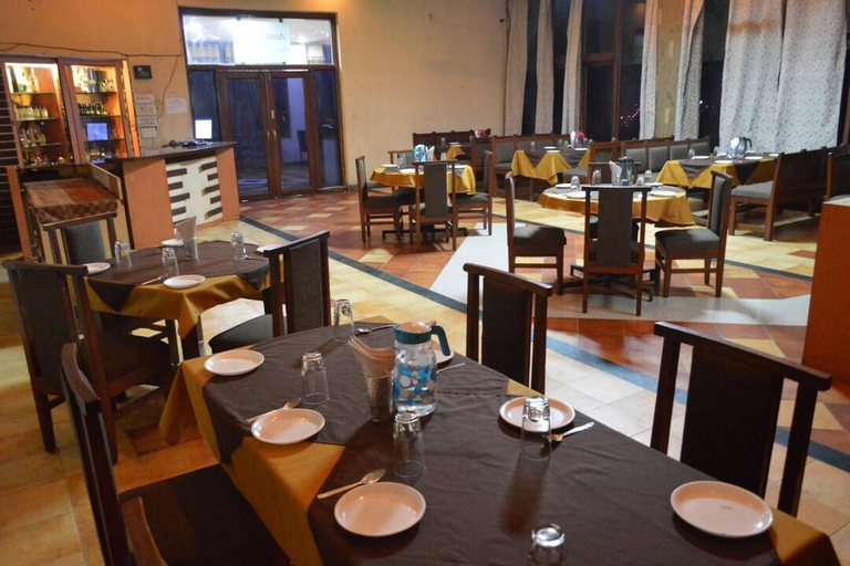 Food & Drinks, Hotel Sunrise N Resorts, Nagpur