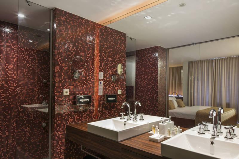 Bathroom 5, Falkensteiner Hotel & Spa Carinzia l 4 Star Superior, Hermagor