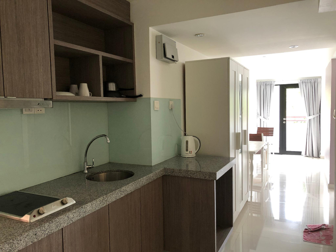 Dining Room 6