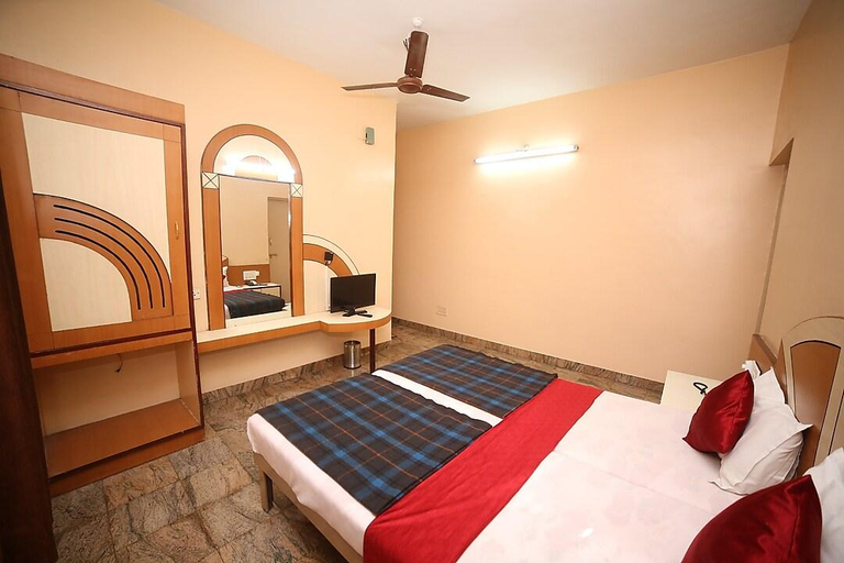 Others 5, Hotel Sai Raja, Satara