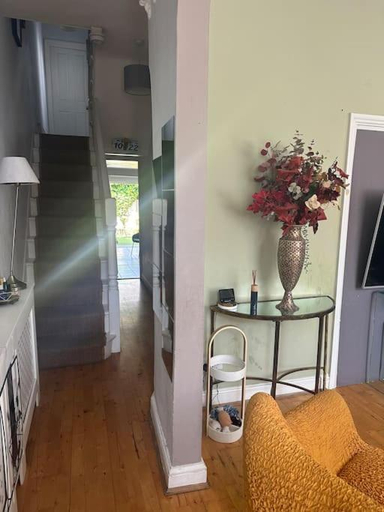 Others 4, My Sky - Serviced House well situated, London