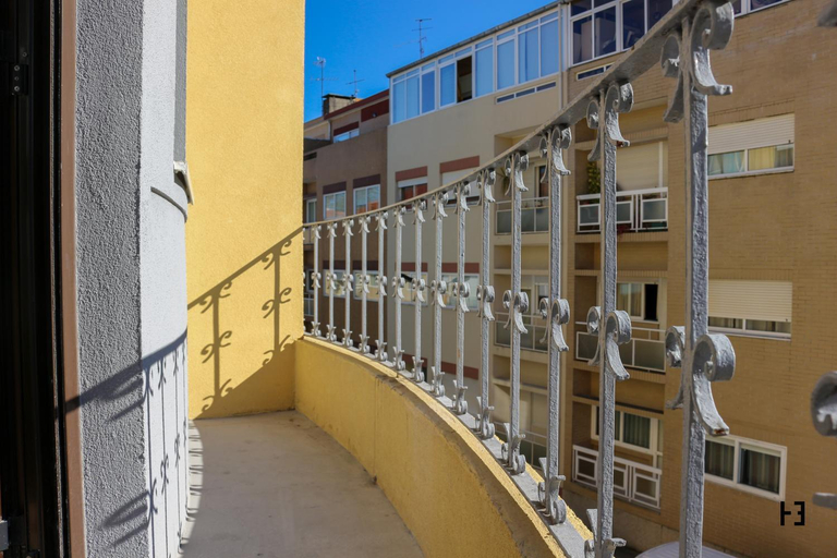 Others 2, Habitacao Essencial - Home away from Home, Porto