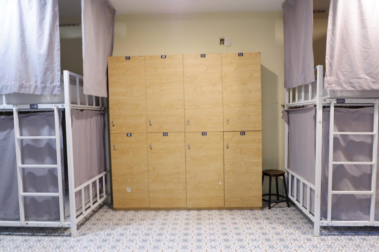 Bedroom 4, VyDa Backpacker Hostel, District 1