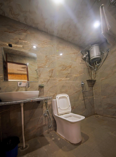 Others 3, Riviera Inn, Garhwal