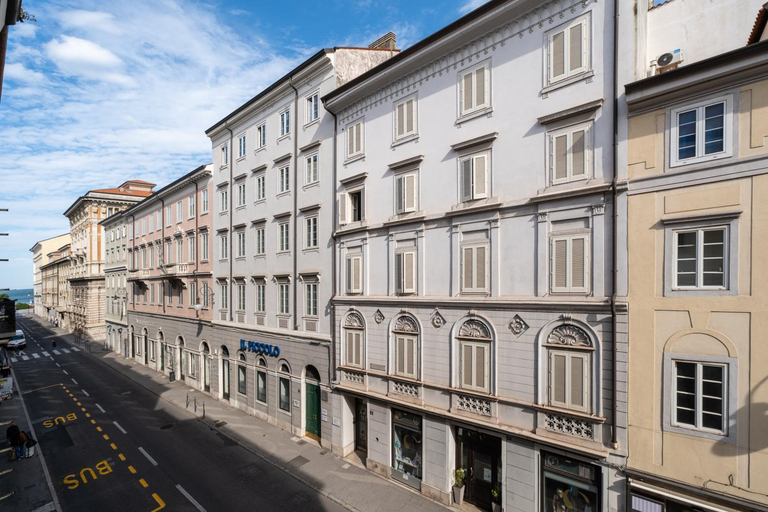 Others 5, 23 Suites, Trieste