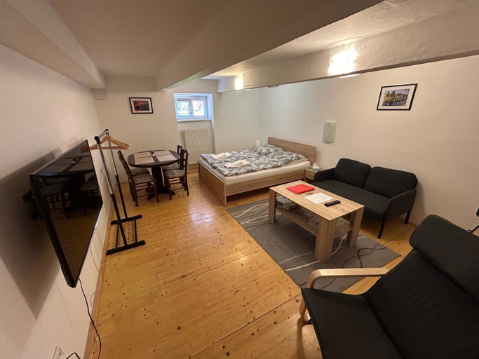 Others 5, Apartmany u Kubiku, Hradec Králové