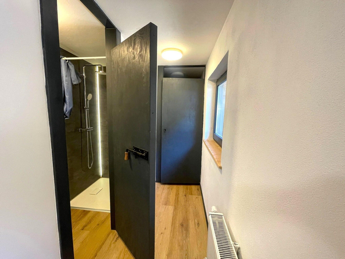 Bathroom 2, Spacious Holiday Home in Mayrhofen With hot tub, Schwaz