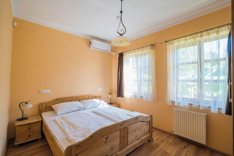 Bedroom 2, Sommer Pension, Balatonföldvári