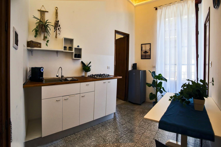 Others 1, Tiritu Apartments, Catania