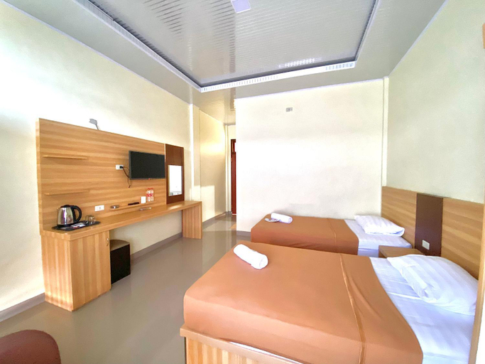 Bedroom 12