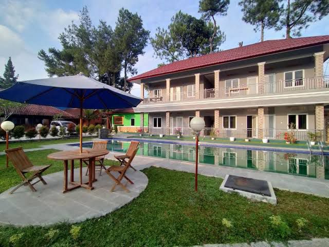 Exterior & Views 4, Villa Batoe Tua Puncak (temporarily closed), Bogor