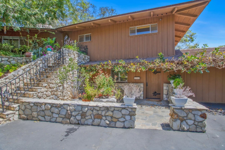 Room 4, Nature Inspired Villa Designed for Wellness, San Diego