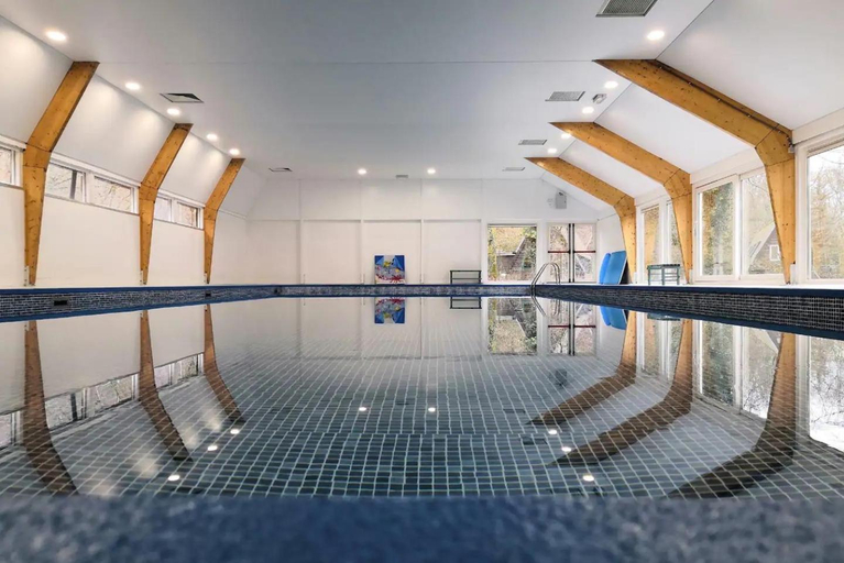 Others 5, Chalet Lupin, Luxembourg