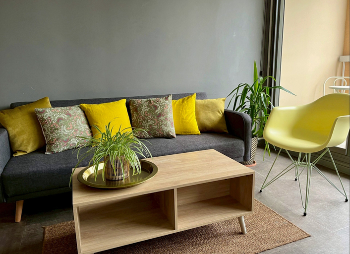 Others 4, One Bedroom Apartment Centre Lyon, Rhône