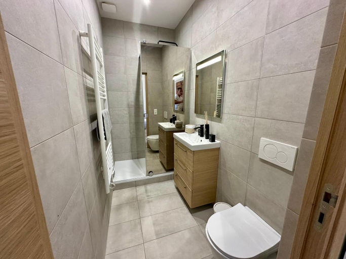 Bathroom, GORGEOUS BRAND NEW 2 BEDROOMS, Alpes-Maritimes