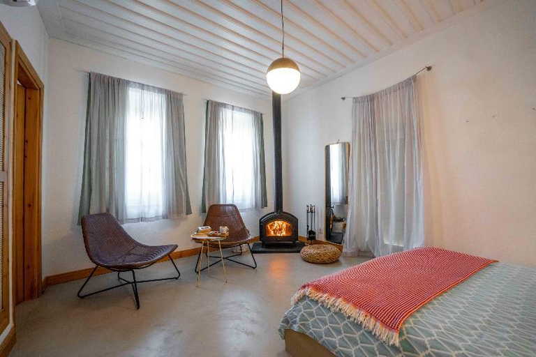 Bedroom 2, Cunda Ilios Hotel, Ayvalık
