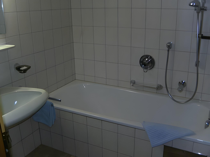 Bathroom 2, Haus Gstrein, Imst
