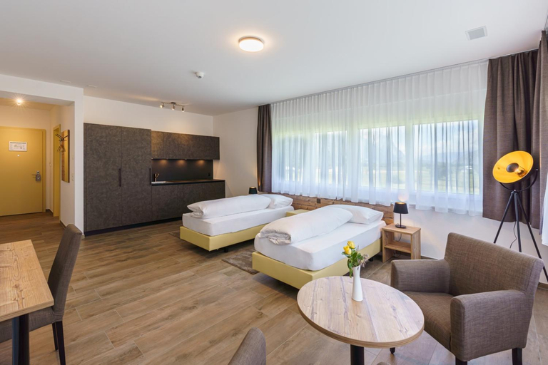 Bedroom 2, Hotel B&B, Leuk