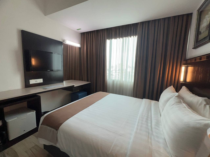Bedroom 12