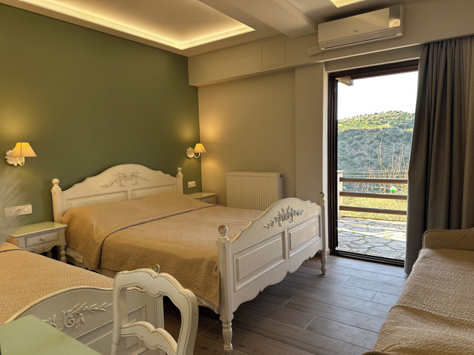 Bedroom 5, Bacchus, West Greece