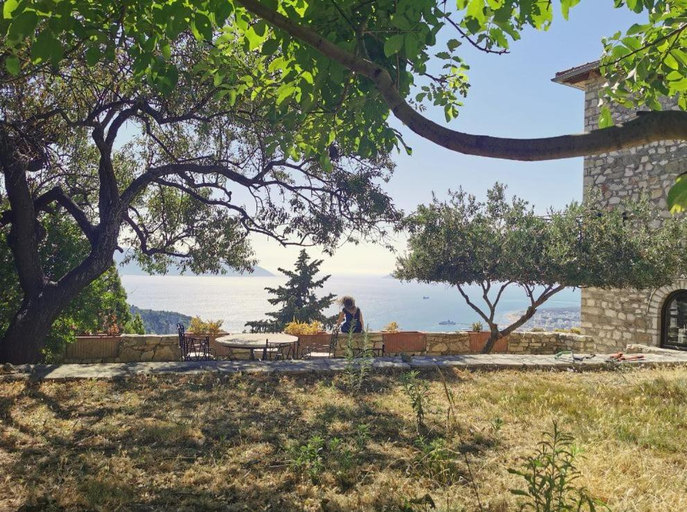 Others 5, Vila Amantia, Vlorës