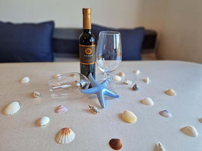 Food & Drinks, Apartment for four persons with sea view in Trogir near the beach, Okrug