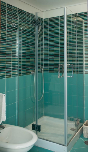 Bathroom 4, Residenza Echia, Napoli