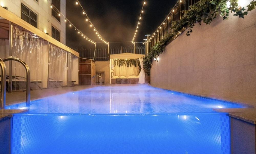 Swimming Pool 11