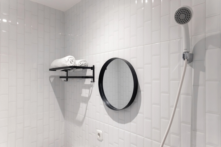 Bathroom 30