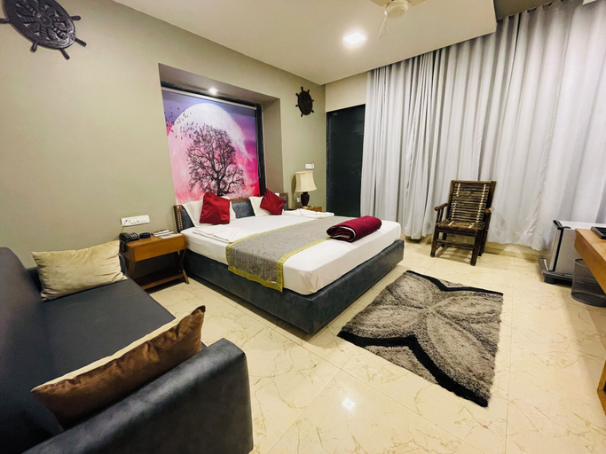 Bedroom 3, Hotel Natraj & Resort, Mahesana