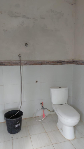 Bathroom 5, Arnata Guest House & Pasraman Yoga Lokanata, Bangli