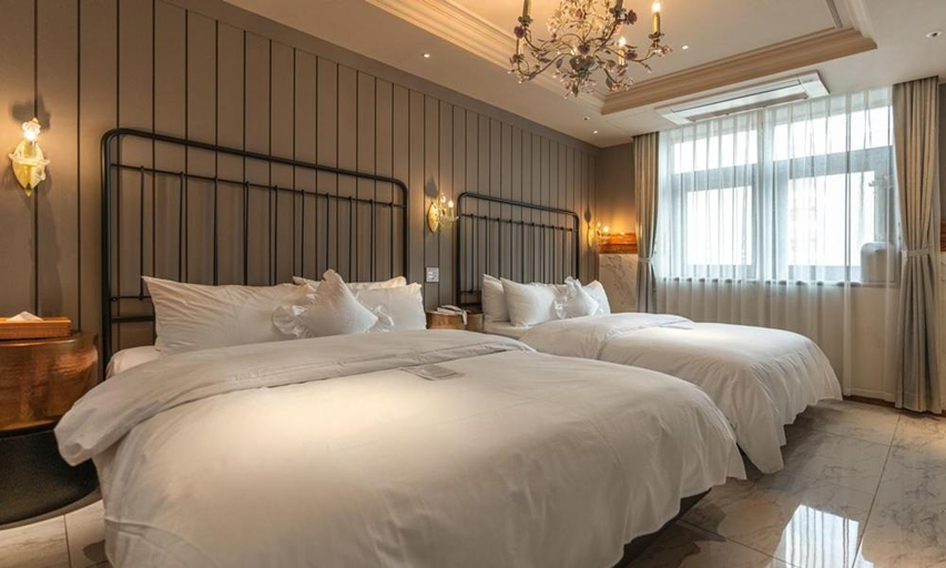 Bedroom 10
