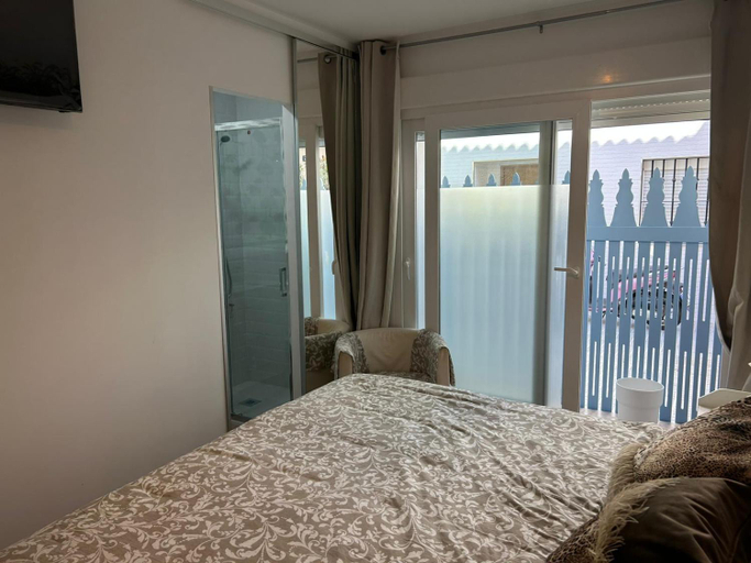 Bedroom 2, La Maison Del Mar Guest House, Málaga