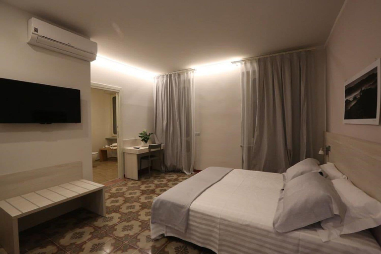 Bedroom 4, Palazzo Belli, Cuneo