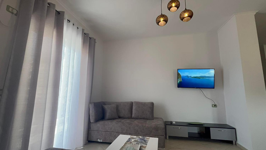 Others 3, Electra Suites & Apartments, Sarandës