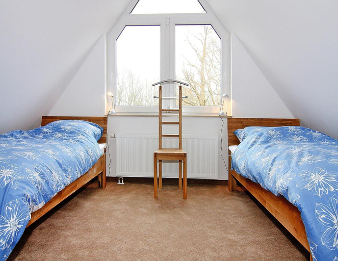 Room 2, Haus in Vieregge am Breetzer Bodden, Vorpommern-Rügen