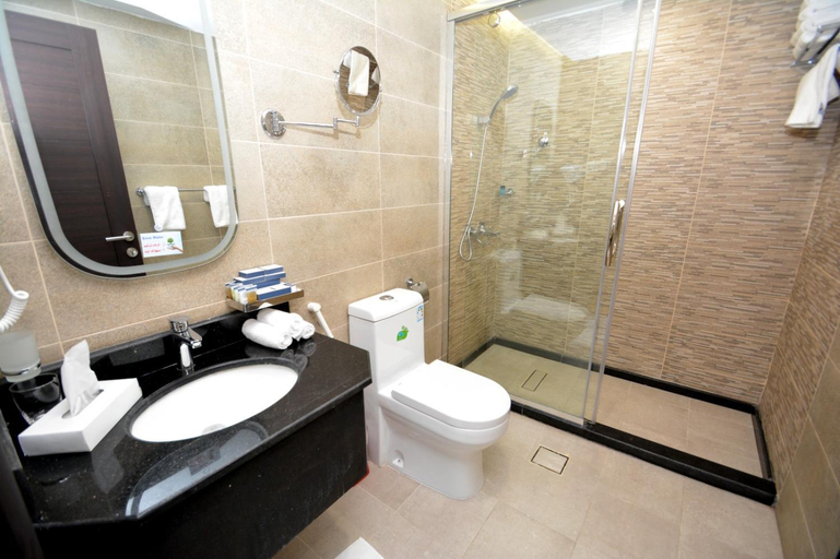 Bathroom 3, Ajneha Alfia Hotel, Al Madinah Al Munawwarah