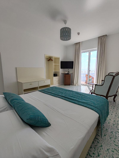 Bedroom 3, Grand Hotel Excelsior, Salerno