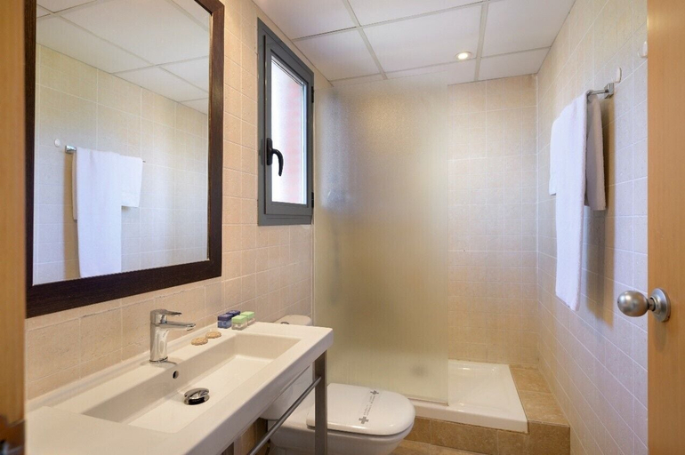 Bathroom 4, SG Costa BCN Apartments, Barcelona