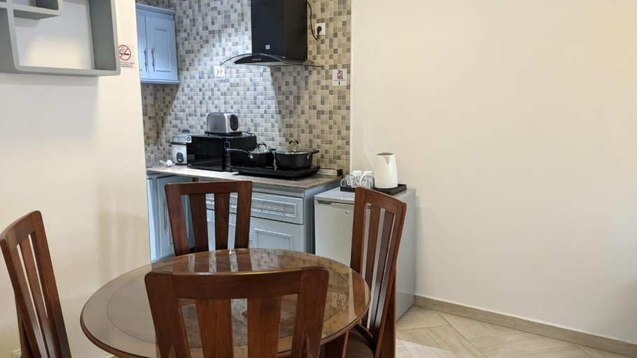 Others 3, Appartement hotel de luxe 974, Analamanga