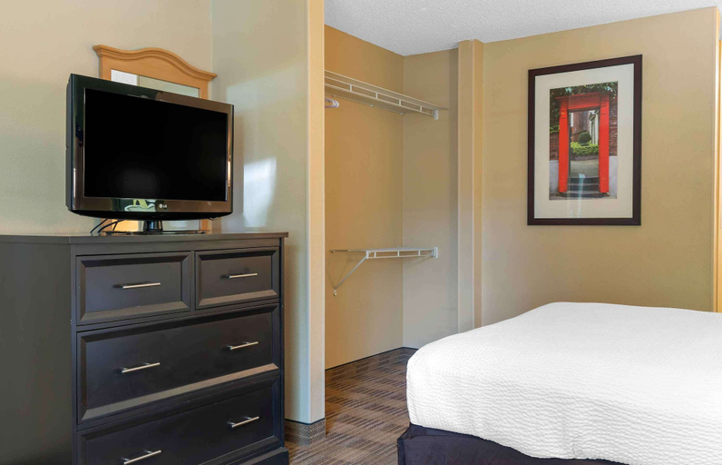 Bedroom 3, Extended Stay America Suites Sacramento South Natomas, Sacramento