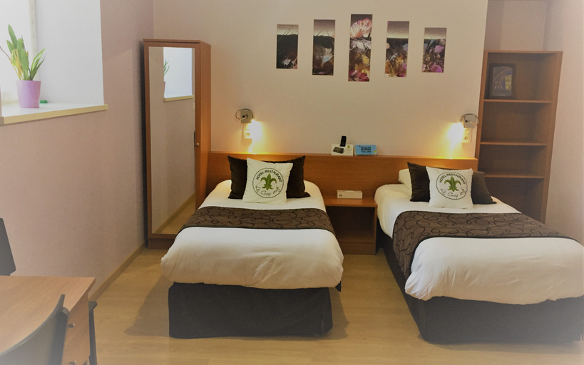 Bedroom 2, La Croix Verte - Le Relais des Moulins, Ille-et-Vilaine