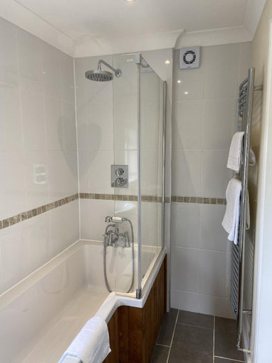 Bathroom 3, Inveravon, Falkirk