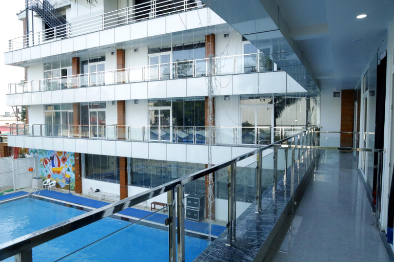 Others 2, Hotel Arya Palace, Dehradun