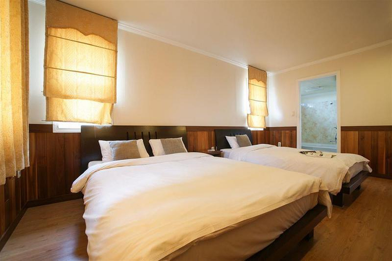 Bedroom 3, Aewol ParkHill Village, Jeju