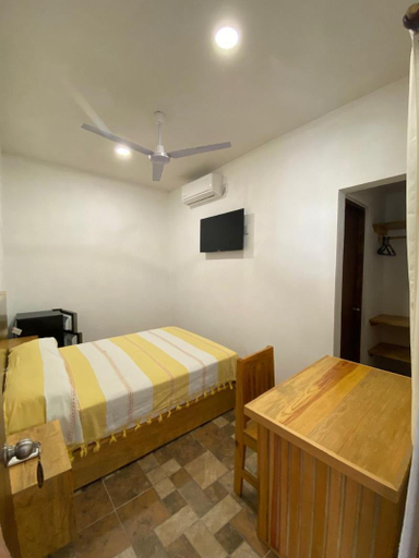 Bedroom 3, Hotel y Bungalows Acuario, Dist. Pochutla