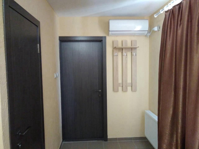 Others 2, Mini gostinitsa HOSTEL, Ovidiopol's'kyi