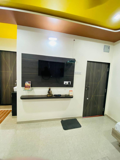 Public Area, Goroomgo The Rudra Homestay Gujrat, Narmada