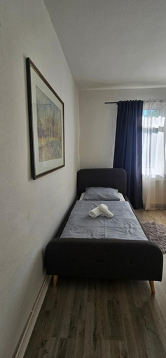 Bedroom 3, Pension - Monteurzimmer -,, Haus Hilde ", Celle