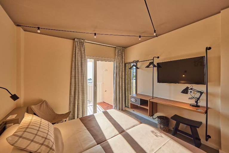 Bedroom 3, tent Palmanova, Baleares